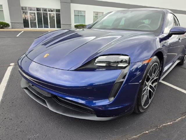 Used 2021 Porsche Taycan RWD image 15