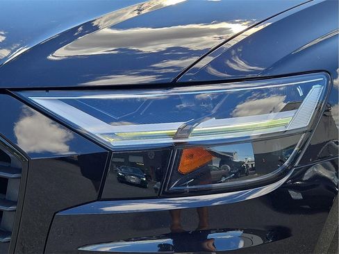 Used 2021 Audi Q8 Premium w/ Black Optic Package image 9