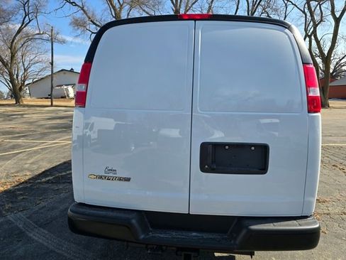 New 2025 Chevrolet Express 2500 Extended w/ Driver Convenience Package image 4