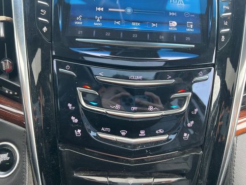 Used 2015 Cadillac Escalade ESV Premium image 23