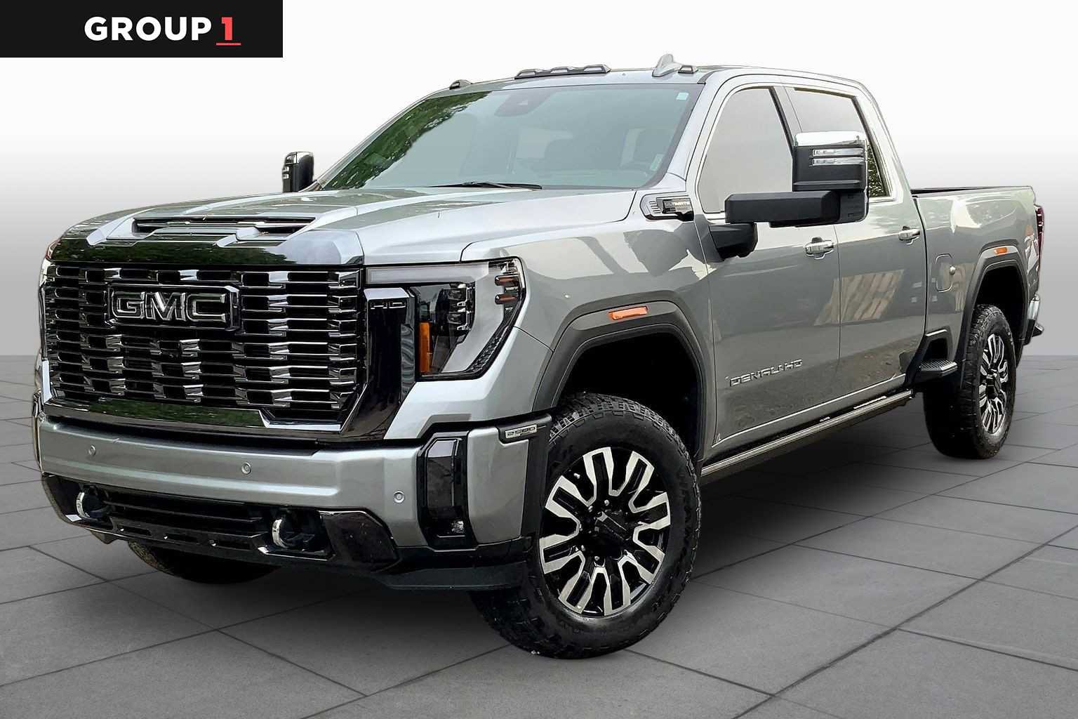 Used 2024 GMC Sierra 2500 Denali Ultimate AWD/4WD image 1