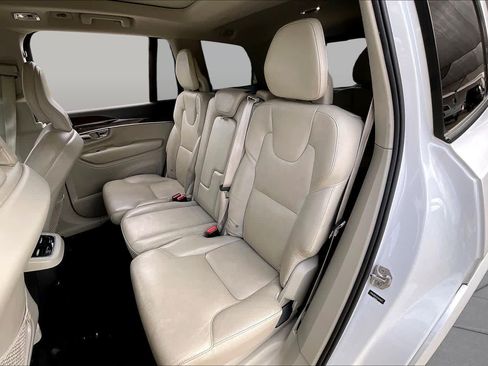 Used 2019 Volvo XC90 T6 Momentum w/ Advanced Package AWD/4WD image 20