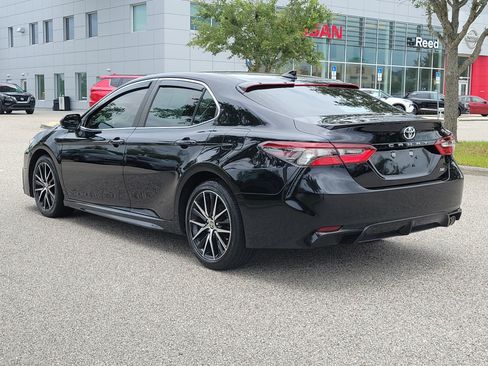 Used 2024 Toyota Camry SE w/ Convenience Package FWD image 8