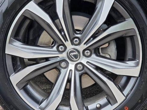 Used 2019 Lexus RX 350L FWD w/ Premium Package image 19