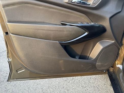 Certified 2024 Chevrolet Trax LT w/ Sunroof Package image 10