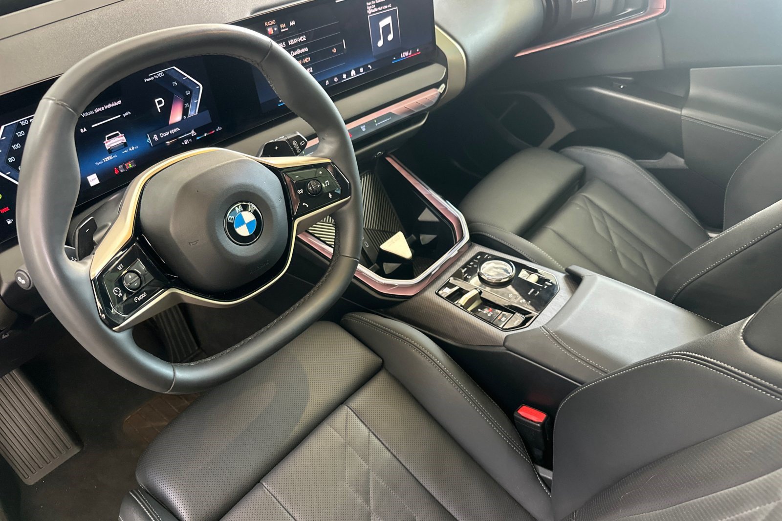 Used 2025 BMW X3 xDrive30i w/ Premium Package AWD/4WD image 11