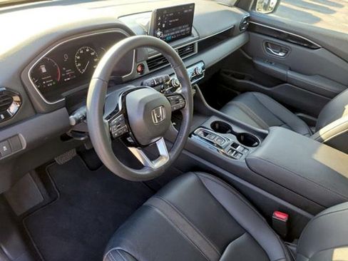 Used 2024 Honda Pilot EX-L image 18