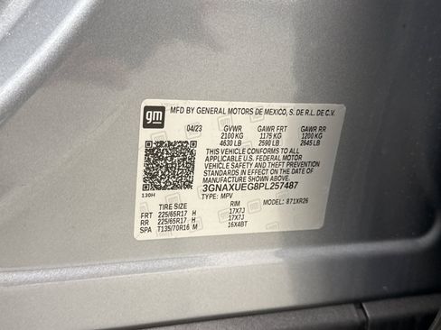 Used 2023 Chevrolet Equinox LT AWD/4WD image 24