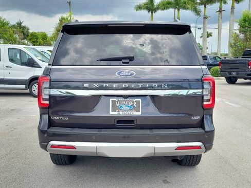 Used 2024 Ford Expedition Limited RWD image 9