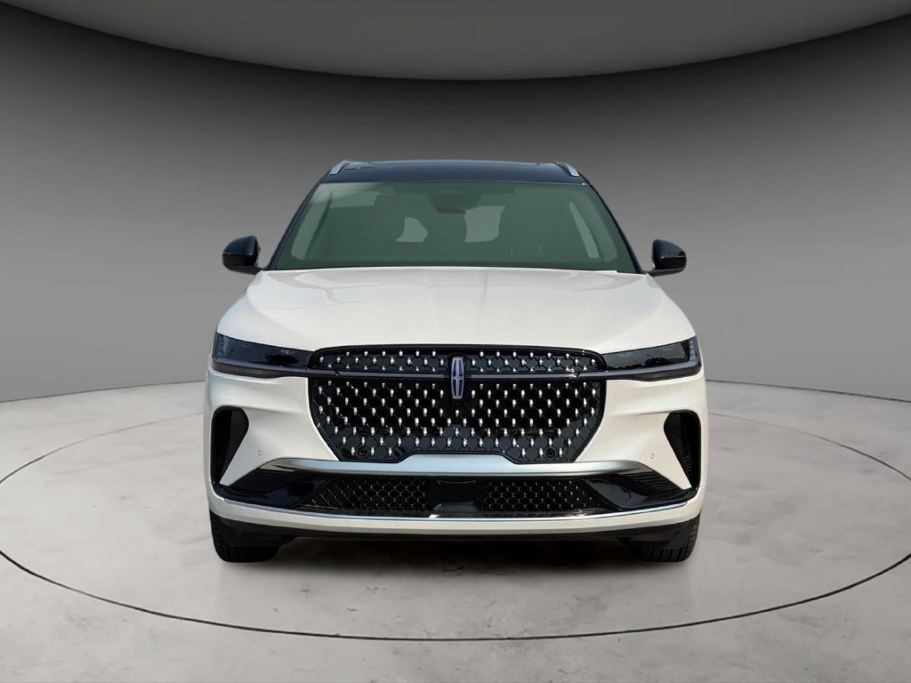 New 2026 Lincoln Nautilus Reserve AWD/4WD image 2