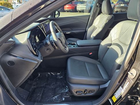 Used 2025 Lexus RX 350 AWD image 11