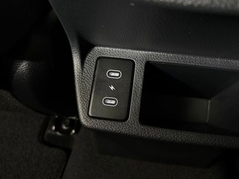 New 2026 Kia Seltos LX FWD image 32