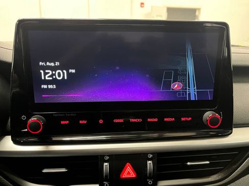 Used 2023 Kia Forte GT-Line w/ GT-Line Premium Package FWD image 10