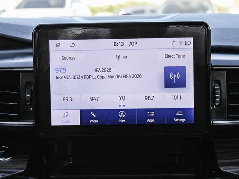 Used 2022 Ford Explorer Limited w/ Equipment Group 301A AWD/4WD image 14