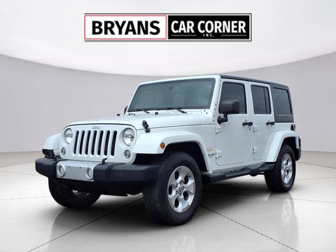 Used 2014 Jeep Wrangler Unlimited Sahara w/ Connectivity Group image 1