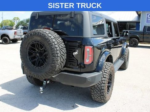 Used 2021 Ford Bronco Outer Banks AWD/4WD image 12