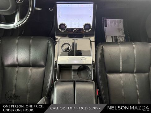 Used 2018 Land Rover Range Rover Velar R-Dynamic SE AWD/4WD image 31