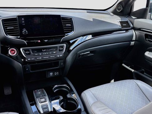 Used 2021 Honda Passport Touring image 29