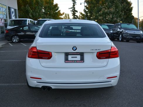 Used 2018 BMW 330i Sedan image 6