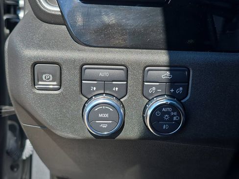Used 2023 GMC Sierra 1500 Elevation AWD/4WD image 28