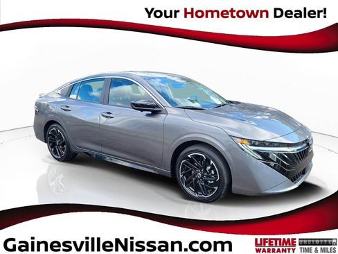 New 2026 Nissan Sentra SR w/ SR Premium Package FWD image 1
