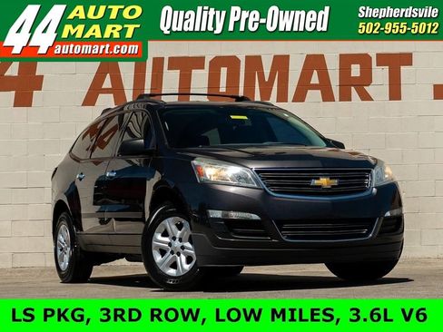 Used 2013 Chevrolet Traverse LS image 1