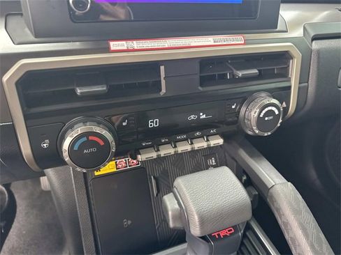 Used 2025 Toyota Tacoma TRD Off-Road image 24