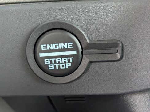 New 2025 Ford Bronco 4-Door image 24