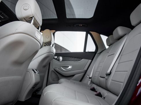 Used 2018 Mercedes-Benz GLC 300 GLC 300 image 31