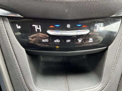 Used 2021 Cadillac XT5 Premium Luxury AWD/4WD image 18