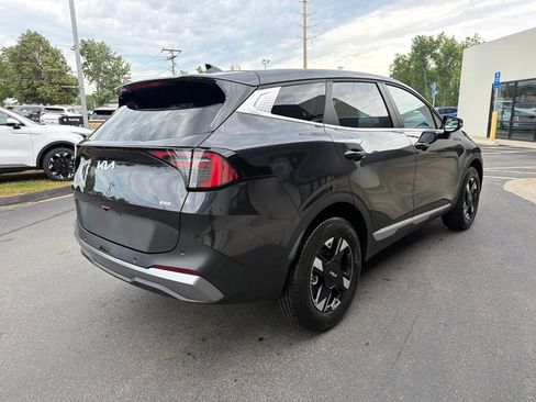 New 2026 Kia Sportage LX AWD/4WD image 8