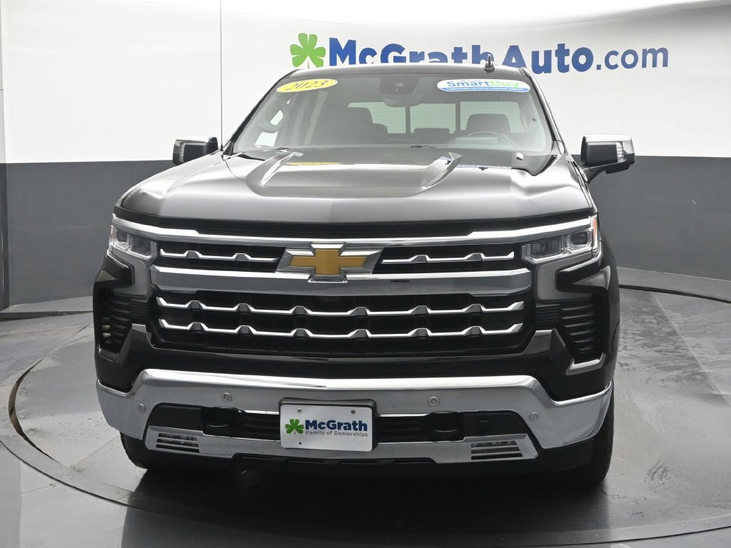 Used 2023 Chevrolet Silverado 1500 LTZ w/ Technology Package AWD/4WD image 6