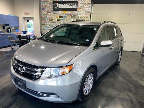 Used 2016 Honda Odyssey SE image 6