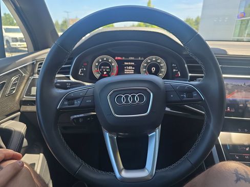 Used 2025 Audi Q7 3.0T Premium Plus AWD/4WD image 12