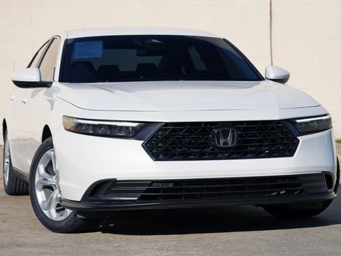 Used 2024 Honda Accord LX image 2