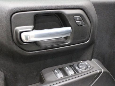 Used 2021 Chevrolet Silverado 1500 Custom image 16