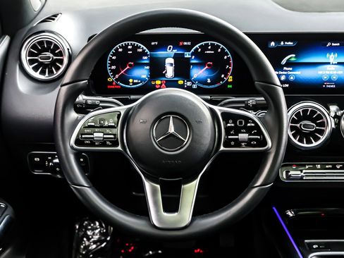 Used 2023 Mercedes-Benz GLA 250 image 19