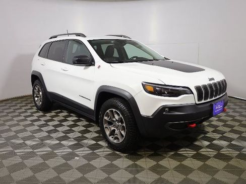 Used 2021 Jeep Cherokee Trailhawk AWD/4WD image 4