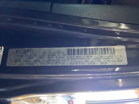 Used 2020 Jeep Wrangler Unlimited Sahara image 16