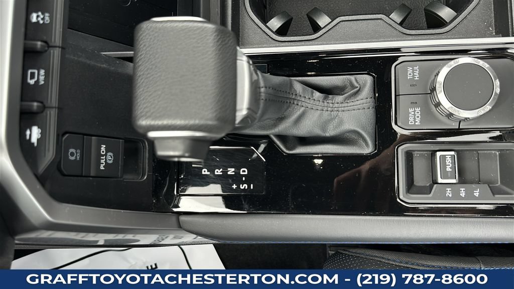 Used 2023 Toyota Sequoia Platinum AWD/4WD image 20