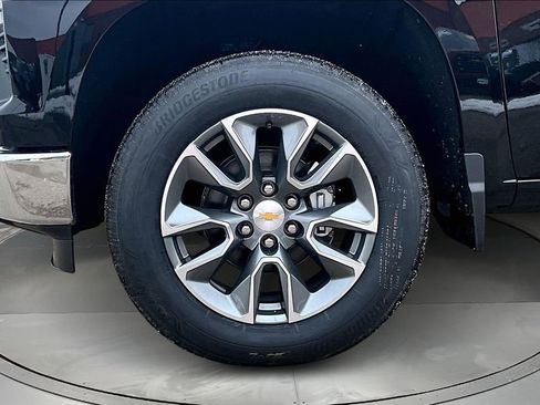 New 2026 Chevrolet Silverado 1500 LT image 14