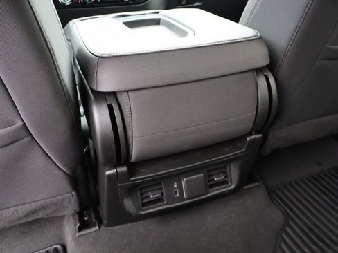 Used 2023 Chevrolet Silverado 1500 LT image 40
