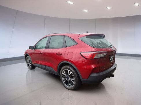Used 2022 Ford Escape SEL w/ SEL Stealth AWD Package image 3
