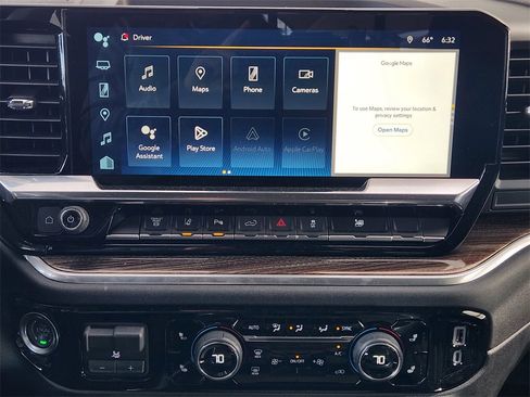 Certified 2025 Chevrolet Silverado 3500 LT w/ Texas Edition image 18