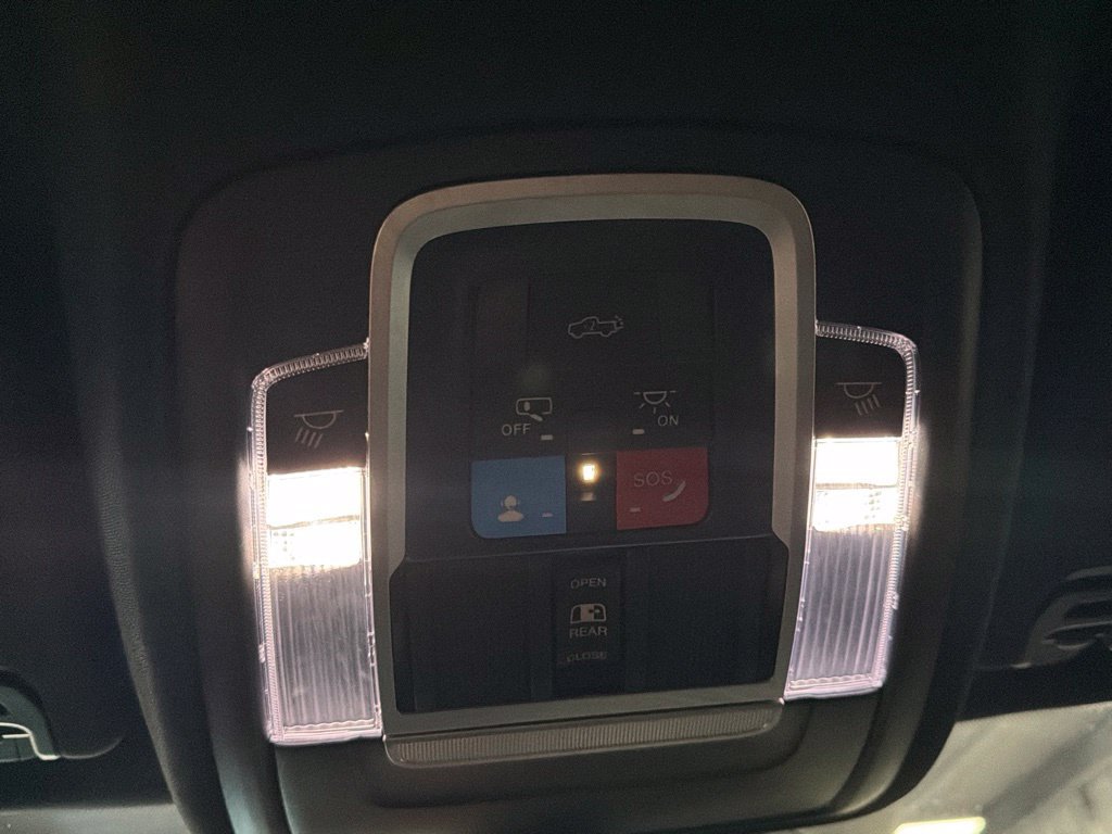Used 2025 RAM 1500 Big Horn AWD/4WD image 34