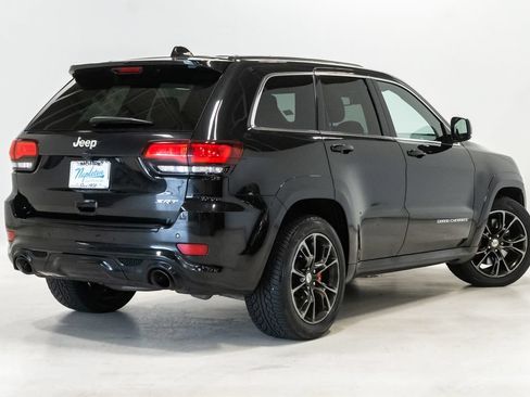Used 2014 Jeep Grand Cherokee SRT AWD/4WD image 32