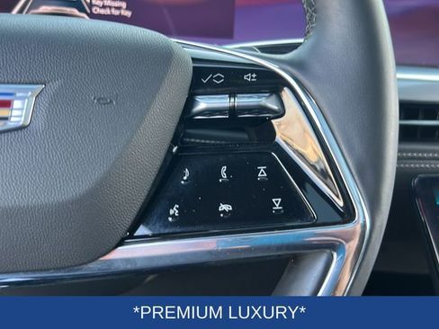 Used 2025 Cadillac Escalade ESV Premium Luxury w/ LPO, Floor Liner Package image 23