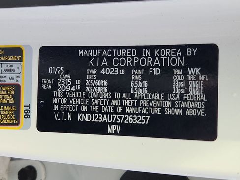 Certified 2025 Kia Soul S image 25