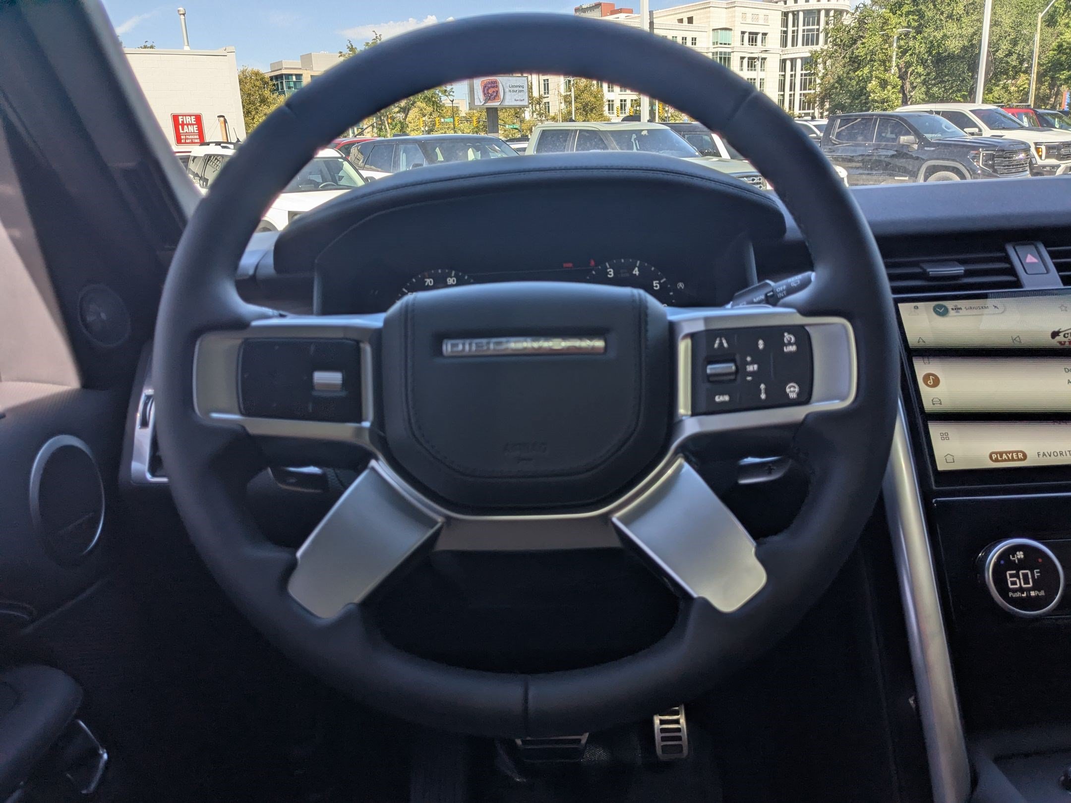 New 2026 Land Rover Discovery Dynamic SE AWD/4WD image 16