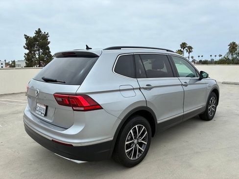 Used 2020 Volkswagen Tiguan SE w/ Panoramic Sunroof Package FWD image 10
